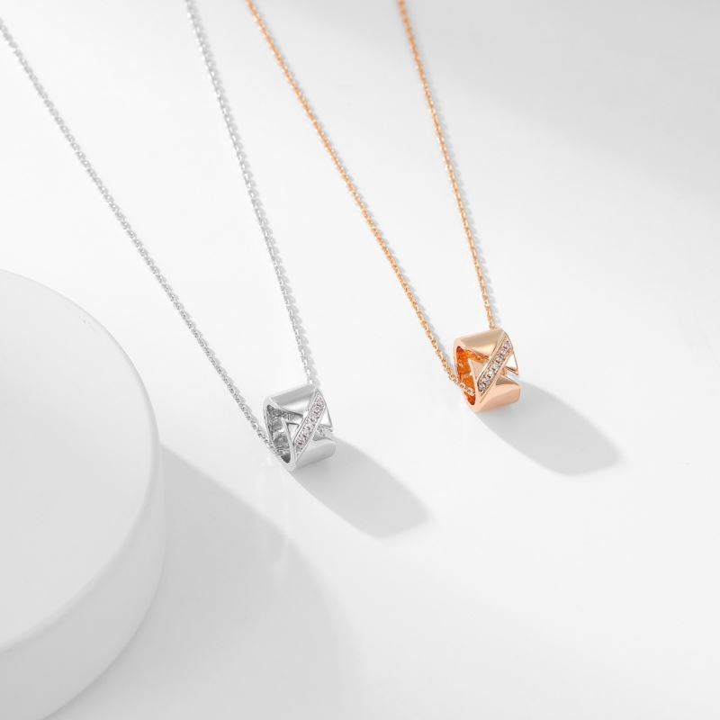 CHAUMET